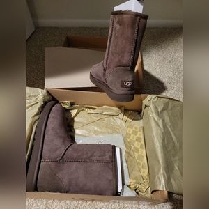 UGG classic short